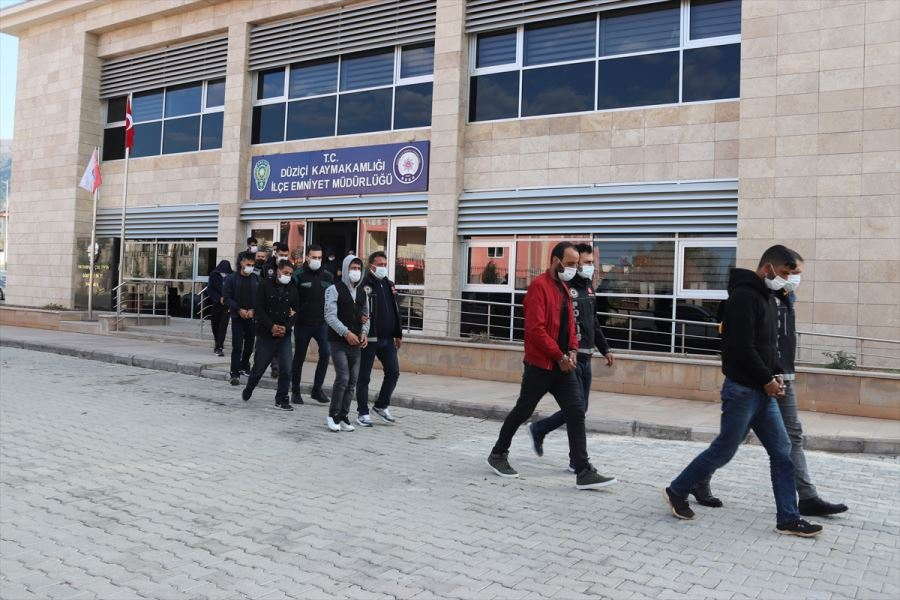 OSMANİYE MERKEZLİ UYUŞTURUCU OPERASYONUNDA YAKALANAN 18 ZANLI TUTUKLANDI