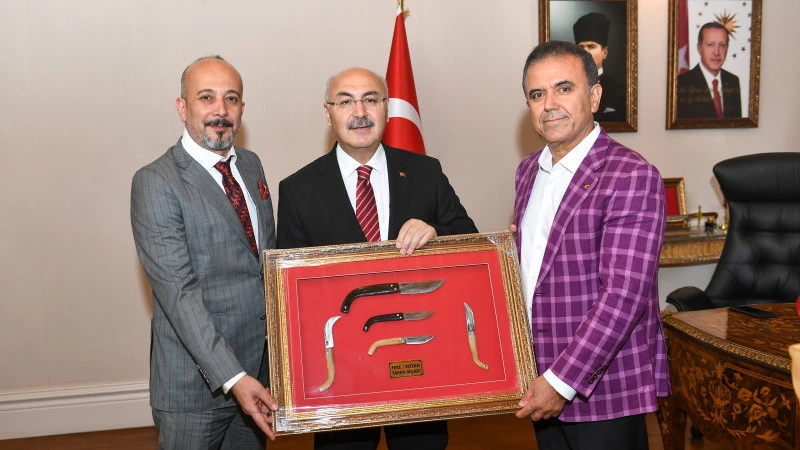 BAŞKAN KANDEMİR